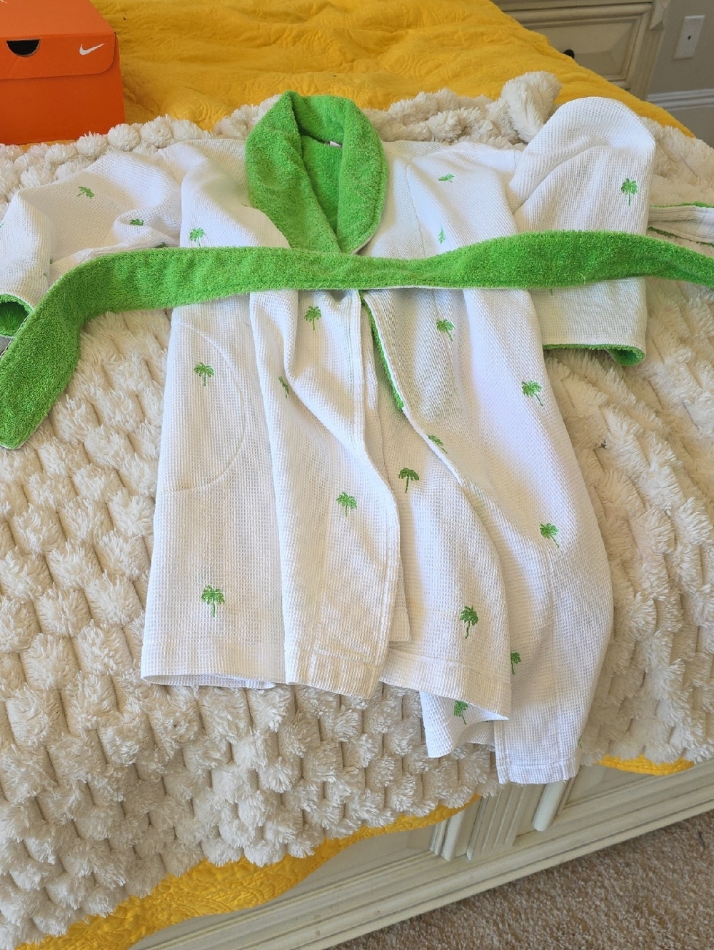 Lilly Pulitzer Soft Comfortable Robe